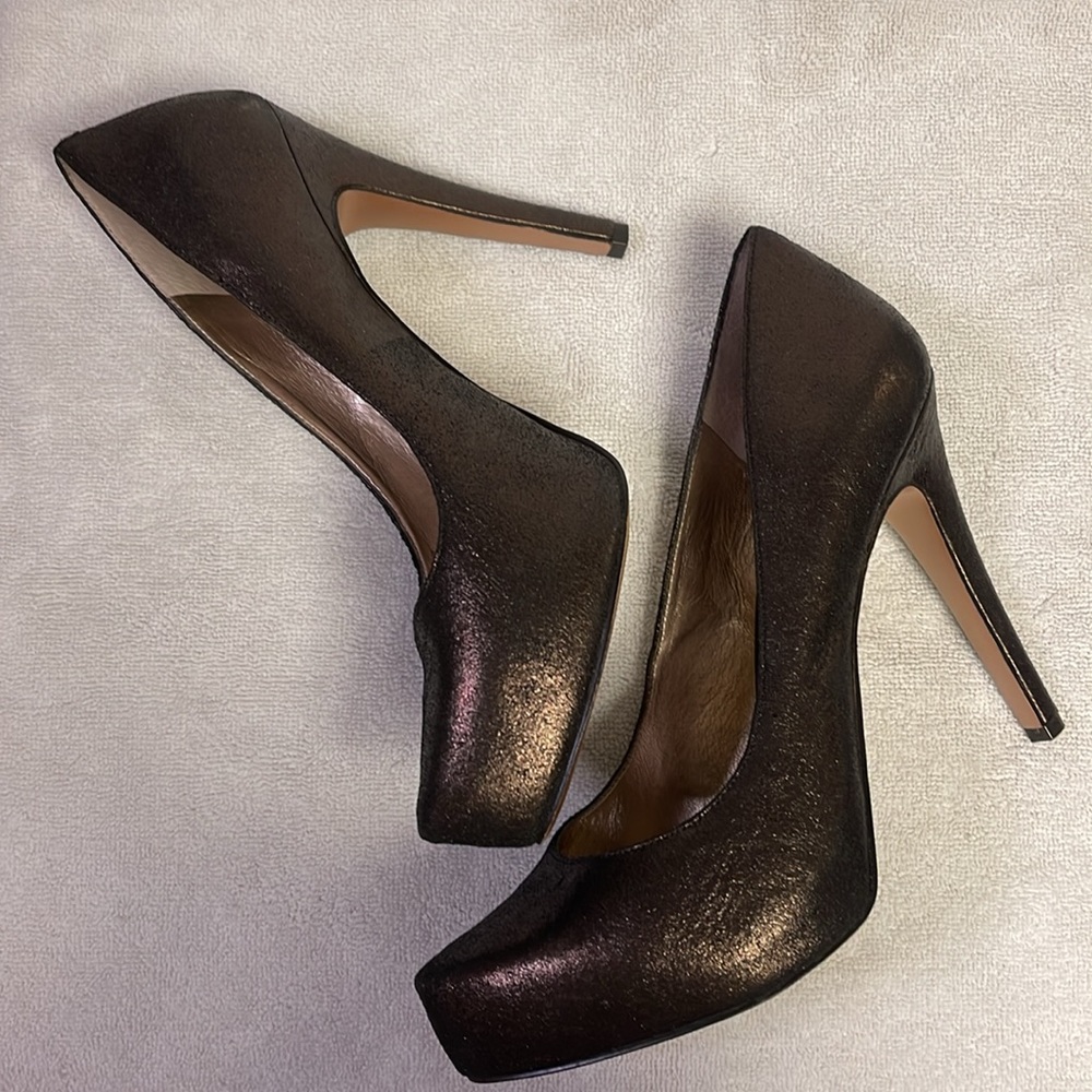 BCBGeneration Platform Stiletto Bronze Size 7 - Picture 10 of 10